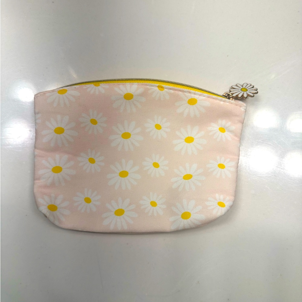 Ipsy make up bag